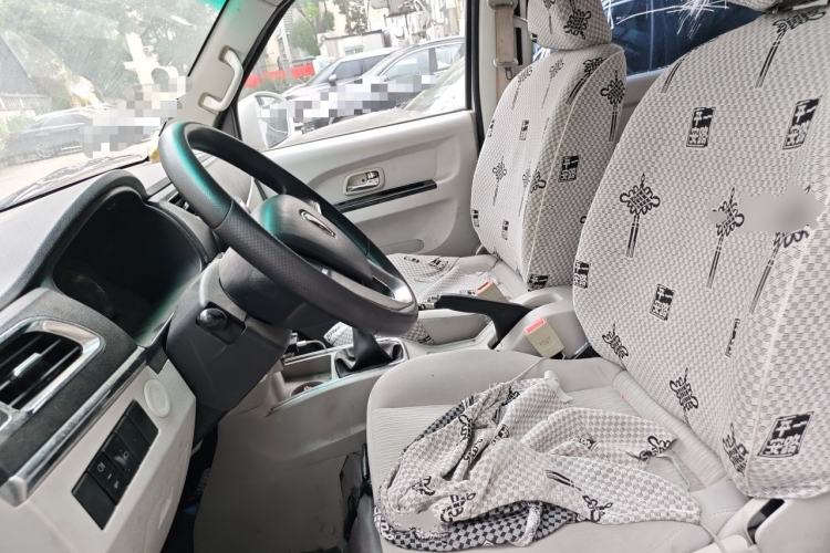 Used Jinbei New Hiace S 2018 1.5L Wealth Edition DLCG14 Left Front Seat