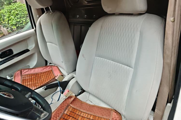 Used Jinbei New Hiace S 2018 1.6L Wealth Edition Van DLCG16 Left Rear Seat