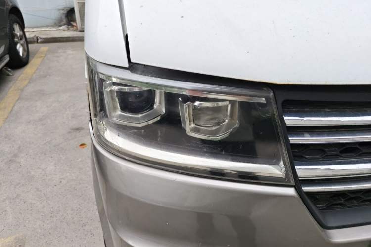 Used Jinbei New Hiace S 2018 1.5L Wealth Edition DLCG14 Right Front Headlight