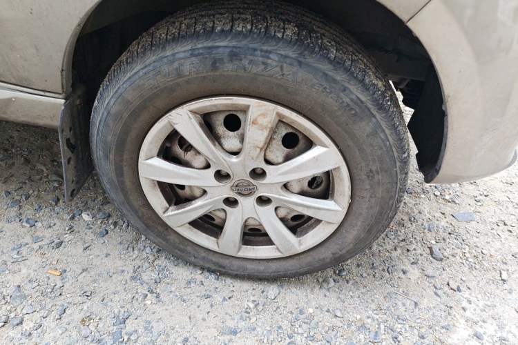 Used Jinbei New Hiace S 2018 1.5L Wealth Edition Van DLCG14 Right Front Wheel Hub