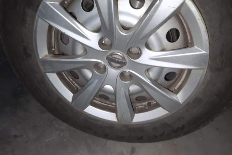 Used Jinbei New Hiace S 2018 1.6L Wealth Edition DLCG16 Right Front Wheel Hub