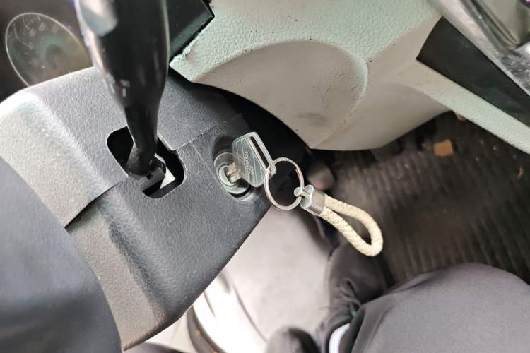 Used Jinbei New Hiace S 2018 1.5L Wealth Edition DLCG14 Vehicle Key