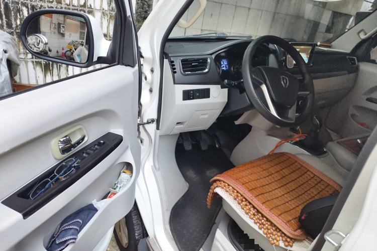 Used Jinbei New Hiace S 2018 1.5L Business Edition Van DLCG14 Driver Seat