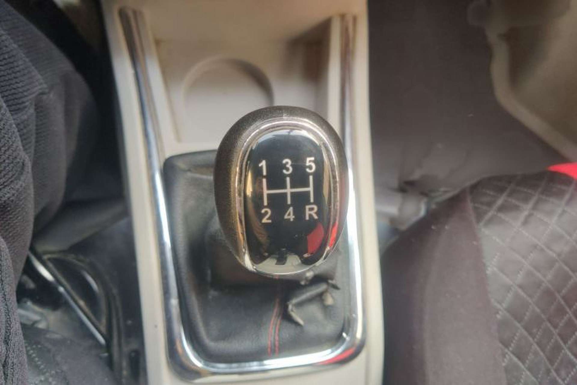 Used Jinbei New Hiace S 2018 1.5L Wealth Edition Van DLCG14 Gear Lever