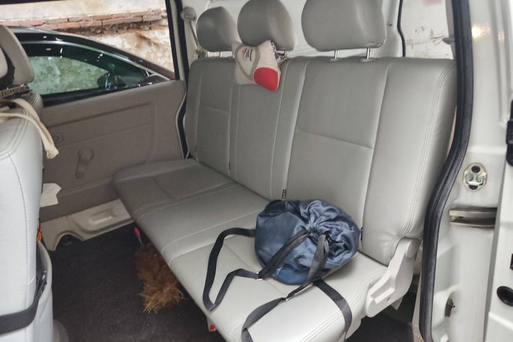 Used Jinbei New Hiace S 2018 1.5L Business Edition Van DLCG14 Left Rear Seat