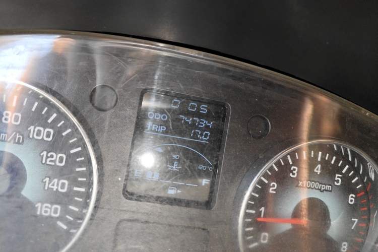 Used Jinbei New Hiace S 2018 1.6L Wealth Edition DLCG16 Odometer Close Up