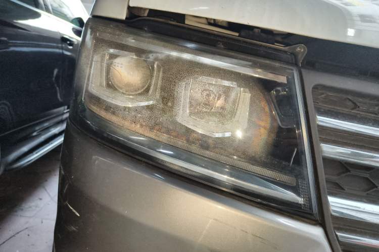 Used Jinbei New Hiace S 2018 1.5L Business Edition Van DLCG14 Right Front Headlight