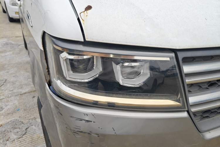 Used Jinbei New Hiace S 2018 1.6L Wealth Edition DLCG16 Right Front Headlight