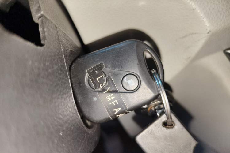 Used Jinbei New Hiace S 2018 1.5L Business Edition Van DLCG14 Vehicle Key
