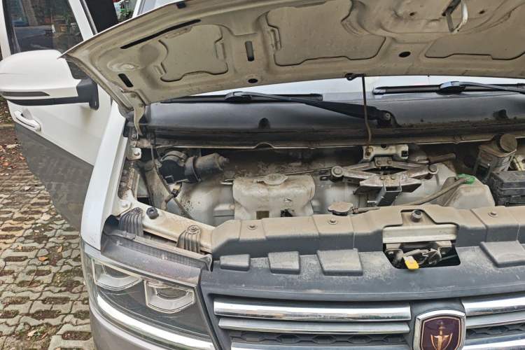 Used Jinbei New Hiace S 2019 1.6L Business Edition China VI SWD16M Engine Bay Right