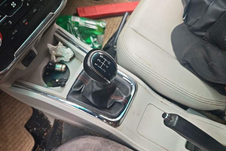 Used Jinbei New Hiace S 2019 1.6L Business Edition China VI SWD16M Gear Lever