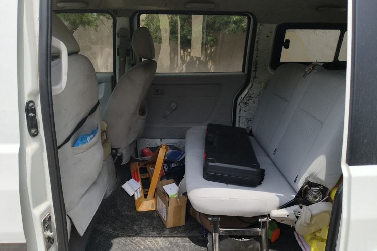 Used Jinbei New Hiace S 2019 1.5L Van Wealth Edition China VI SWC15M Left Rear Seat
