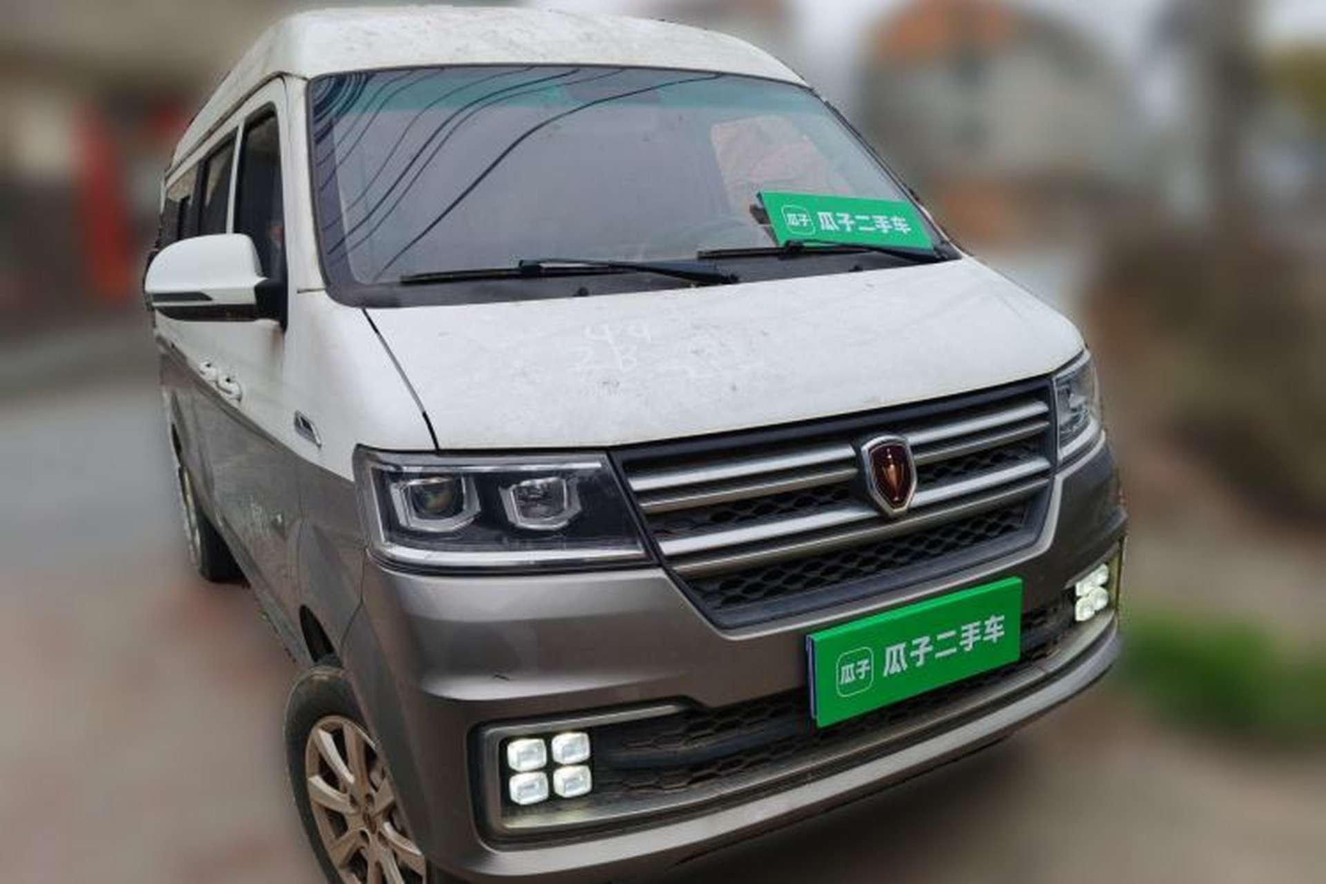 Used Jinbei New Hiace S 2019 1.6L Wealth Edition China VI SWD16M Front Right 45 Deg