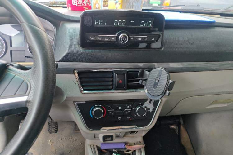 Used Jinbei New Hiace S 2019 1.5L Van Wealth Edition China VI SWC15M Audio And AC Panel