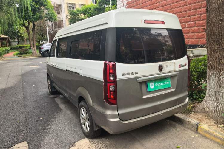 Used Jinbei New Hiace S 2019 1.5L Van Wealth Edition China VI SWC15M Exterior 3