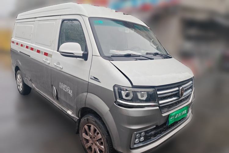 Used Jinbei New Hiace S 2019 1.5L Van Wealth Edition China VI SWC15M Front Right 45 Deg
