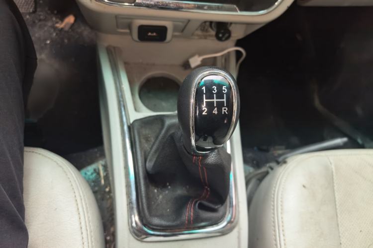 Used Jinbei New Hiace S 2019 1.5L Van Wealth Edition China VI SWC15M Gear Lever