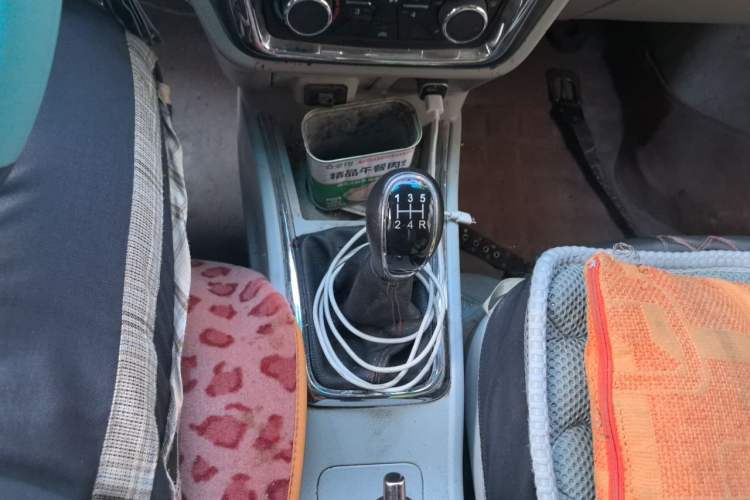 Used Jinbei New Hiace S 2019 1.5L Van Wealth Edition China VI SWC15M Gear Lever