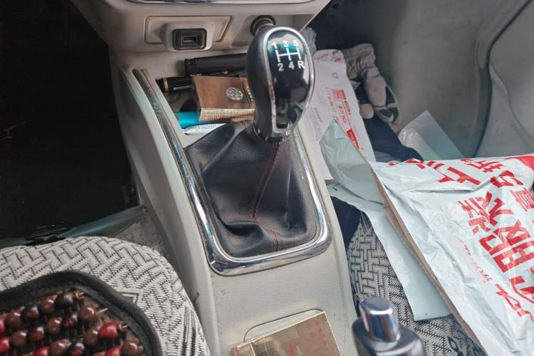 Used Jinbei New Hiace S 2019 1.5L Van Wealth Edition China VI SWC15M Gear Lever