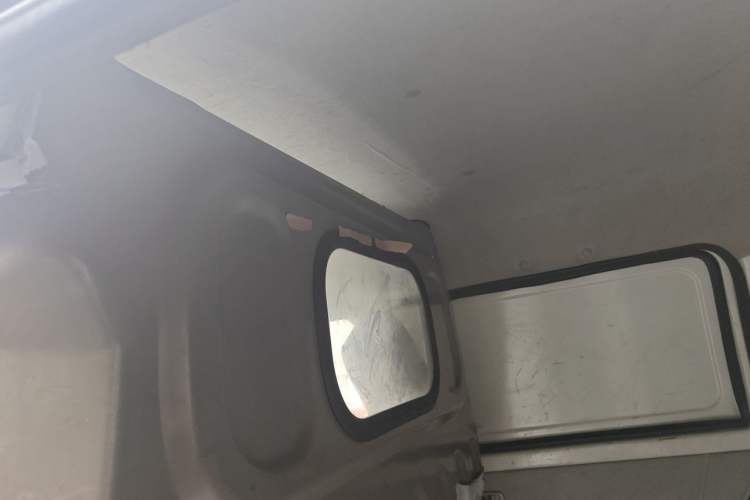 Used Jinbei New Hiace S 2019 1.5L Van Wealth Edition China VI SWC15M Headliner