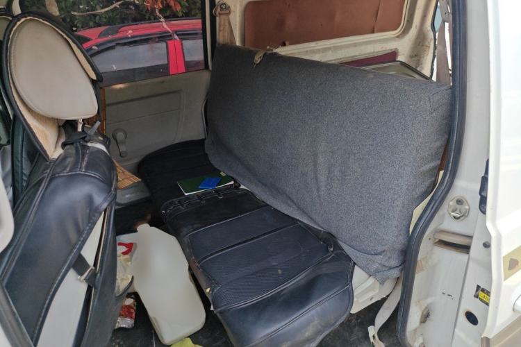 Used Jinbei New Hiace S 2019 1.5L Van Wealth Edition China VI SWC15M Left Rear Seat