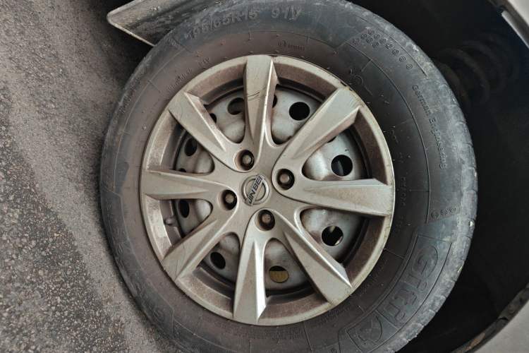 Used Jinbei New Hiace S 2019 1.6L Wealth Edition 6-Seater China VI SWD16M Right Front Wheel Hub