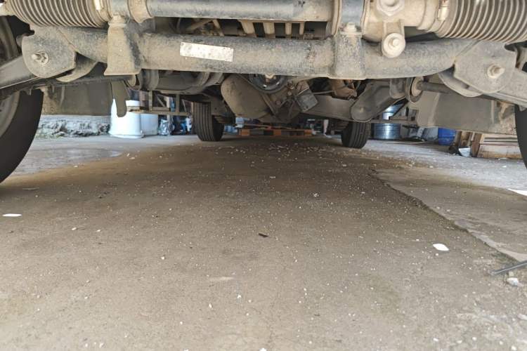 Used Jinbei New Hiace S 2021 1.5L Wealth Central Air-Conditioned Bus China VI Standard Model SWC15M Chassis Front