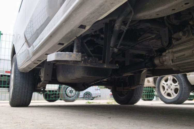 Used Jinbei New Hiace S 2021 1.5L Wealth Model Non-Air-Conditioned Version National VI Standard SWC15M Chassis Front Right