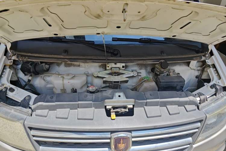 Used Jinbei New Hiace S 2021 1.5L Wealth Central Air-Conditioned Bus China VI Standard Model SWC15M Engine Bay