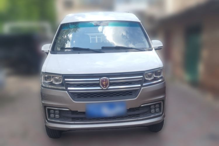 Used Jinbei New Hiace S 2021 1.5L Business-Class Central Air-Conditioned Coach China VI Standard SWC15M Front