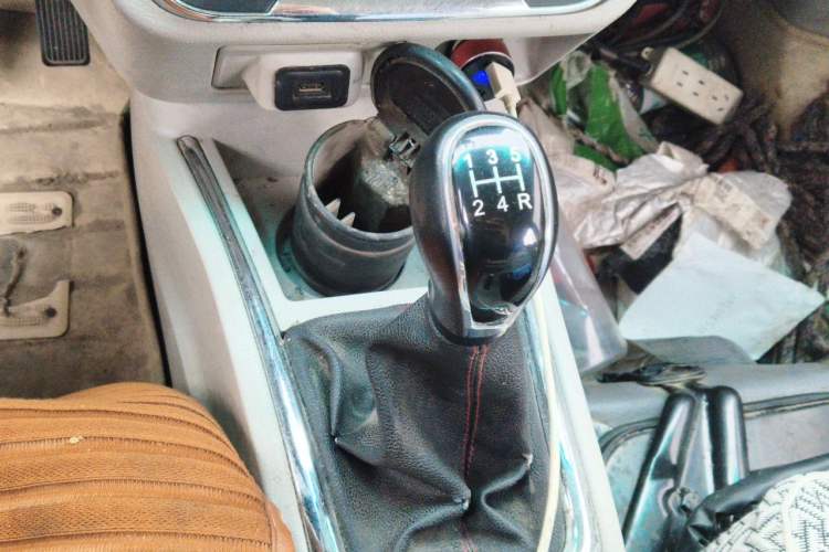 Used Jinbei New Hiace S 2021 1.5L Wealth Model Non-Air-Conditioned Version National VI Standard SWC15M Gear Lever