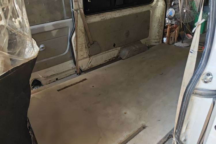 Used Jinbei New Hiace S 2021 1.5L Wealth Central Air-Conditioned Bus China VI Standard Model SWC15M Left Rear Seat