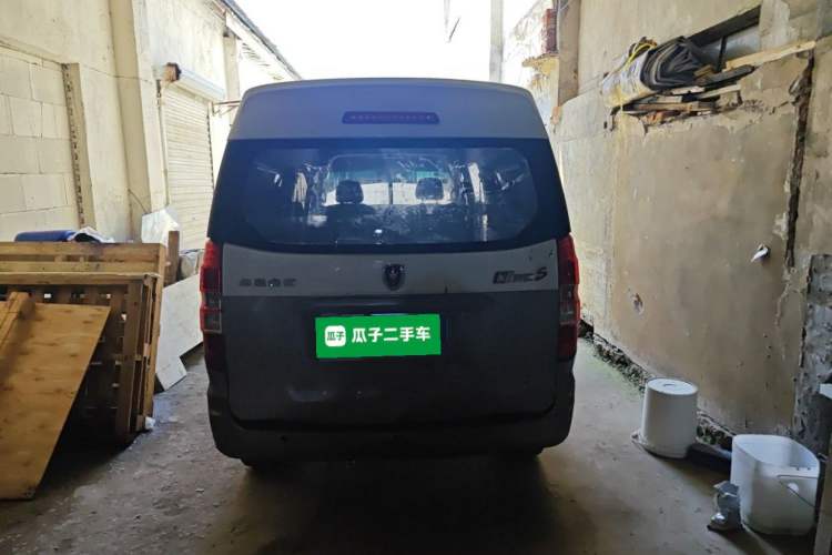 Used Jinbei New Hiace S 2021 1.5L Wealth Central Air-Conditioned Bus China VI Standard Model SWC15M Rear