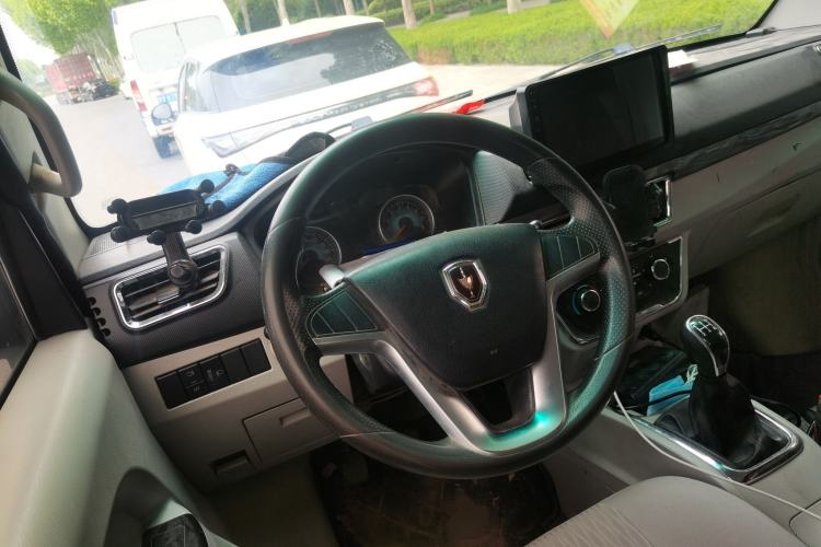 Used Jinbei New Hiace S 2021 1.5L Wealth Model Non-Air-Conditioned Version National VI Standard SWC15M Steering Wheel