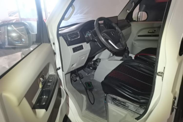 Used Jinbei New Hiace S 2021 1.5L Wealth Central Air-Conditioned Bus China VI Standard Model SWC15M Driver Seat