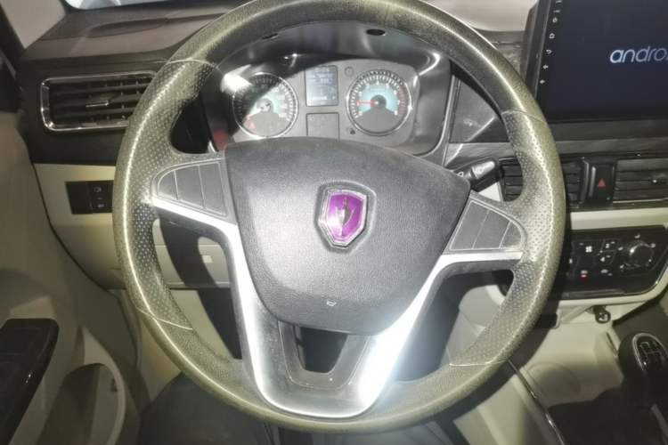 Used Jinbei New Hiace S 2021 1.5L Wealth Central Air-Conditioned Bus China VI Standard Model SWC15M Steering Wheel