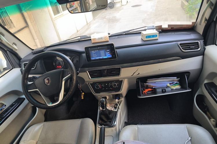 Used Jinbei New Hiace S 2021 1.6L Business Central Air-Conditioned Coach China VI Standard SWD16M Center Console