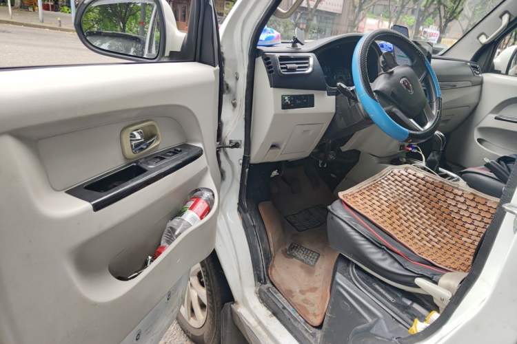 Used Jinbei New Hiace S 2021 1.5L Wealth Central Air-Conditioned Bus China VI Standard Model SWC15M Driver Seat