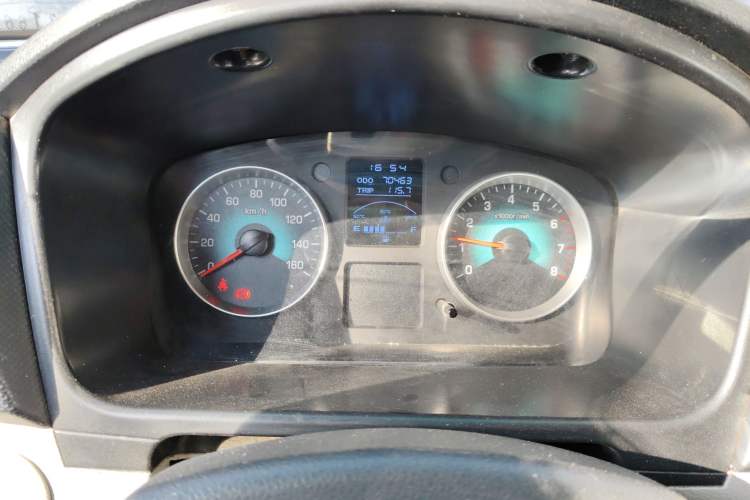Used Jinbei New Hiace S 2021 1.5L Wealth Model Non-Air-Conditioned Version National VI Standard SWC15M Instrument Cluster