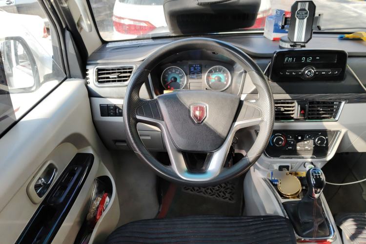 Used Jinbei New Hiace S 2021 1.5L Wealth Model Non-Air-Conditioned Version National VI Standard SWC15M Steering Wheel