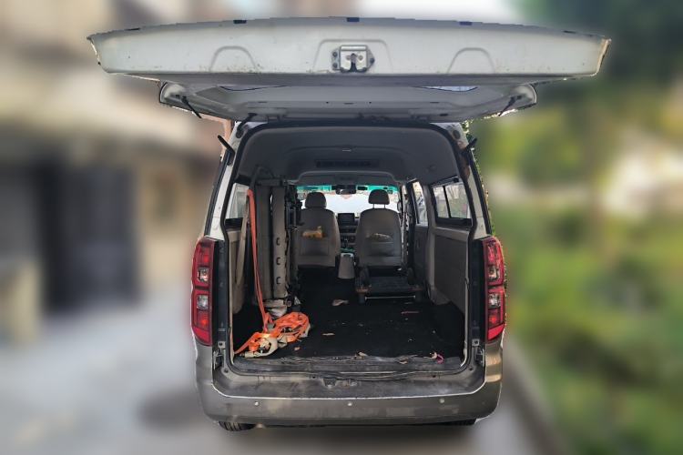 Used Jinbei New Hiace S 2021 1.6L Business Central Air-Conditioned Coach China VI Standard SWD16M Trunk