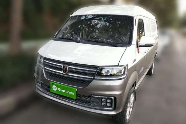 Used Jinbei New Hiace S 2021 1.6L Wealth Central Air-Conditioned Van China VI Standard SWD16M