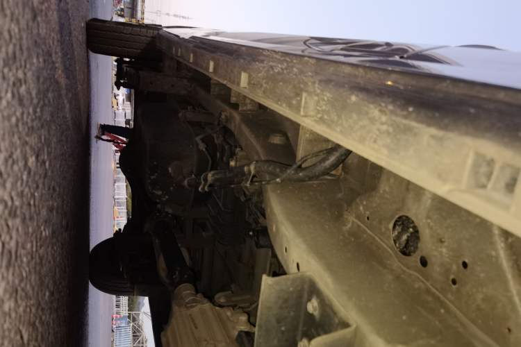 Used Jinbei New Hiace S 2021 1.5L Wealth Van Non-Air-Conditioned Version China VI Standard SWC15M Chassis Front Right