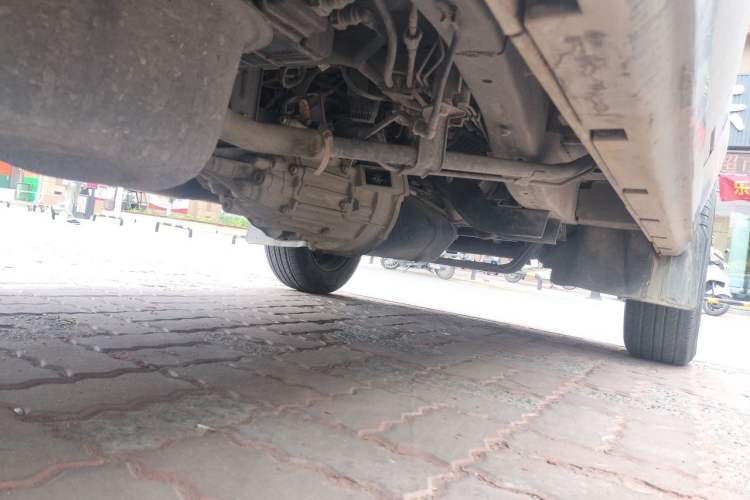 Used Jinbei New Hiace S  Chassis Front Right