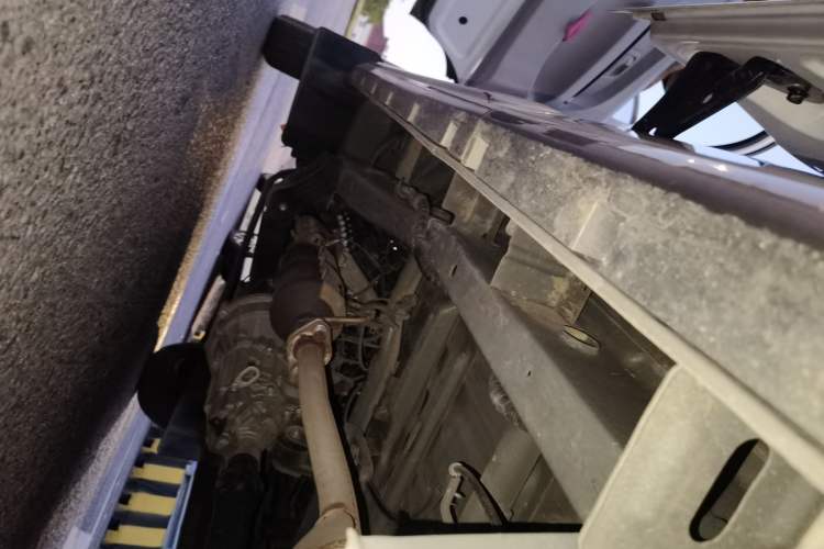 Used Jinbei New Hiace S 2021 1.5L Wealth Van Non-Air-Conditioned Version China VI Standard SWC15M Chassis Rear Left