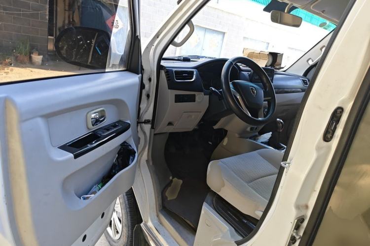 Used Jinbei New Hiace S 2021 1.5L Wealth Van Non-Air-Conditioned Version China VI Standard SWC15M Driver Seat