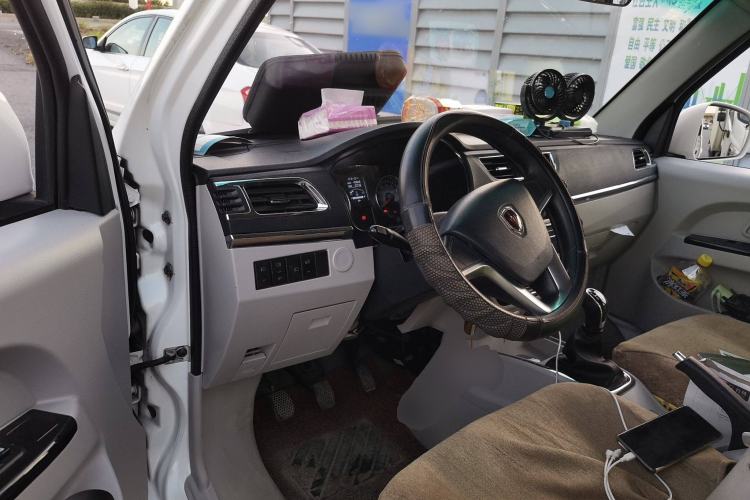 Used Jinbei New Hiace S 2021 1.5L Wealth Van Non-Air-Conditioned Version China VI Standard SWC15M Driver Seat