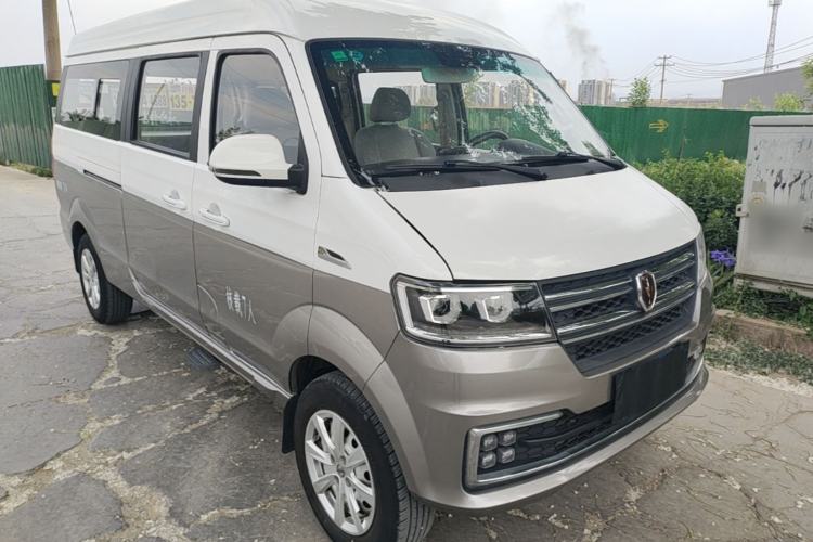 Used Jinbei New Hiace S 2021 1.5L Wealth Central Air-Conditioned Bus China VI Standard Model SWC15M Exterior 1