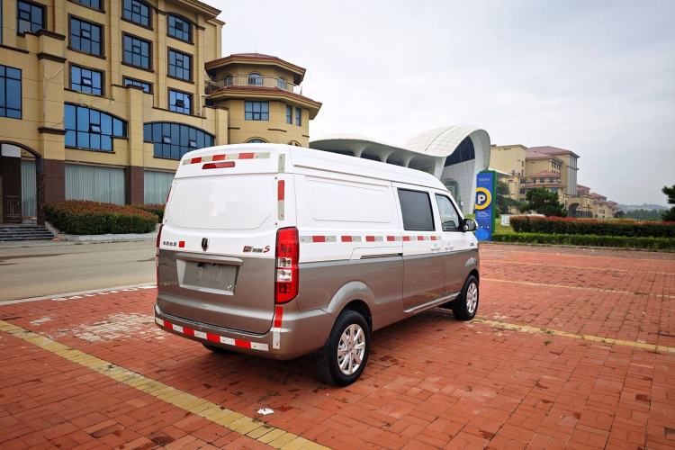 Used Jinbei New Hiace S 2021 1.5L Business Central Air-Conditioned Van China VI Standard SWC15M Exterior 6