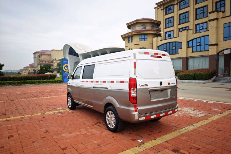 Used Jinbei New Hiace S 2021 1.5L Business Central Air-Conditioned Van China VI Standard SWC15M Exterior 8
